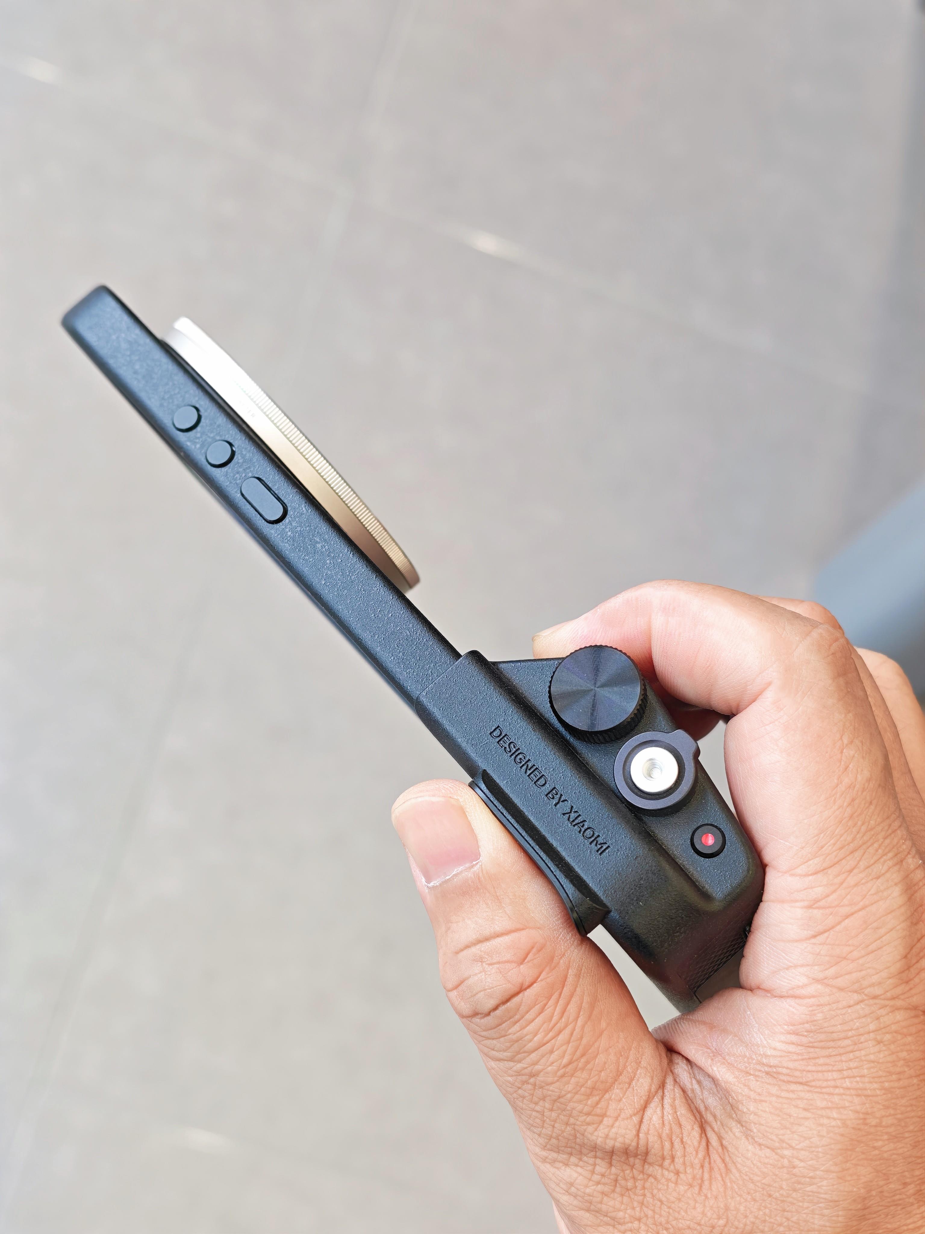 小米17 Ultra专业街拍套装:699是道坎,刚需和娱乐两码事